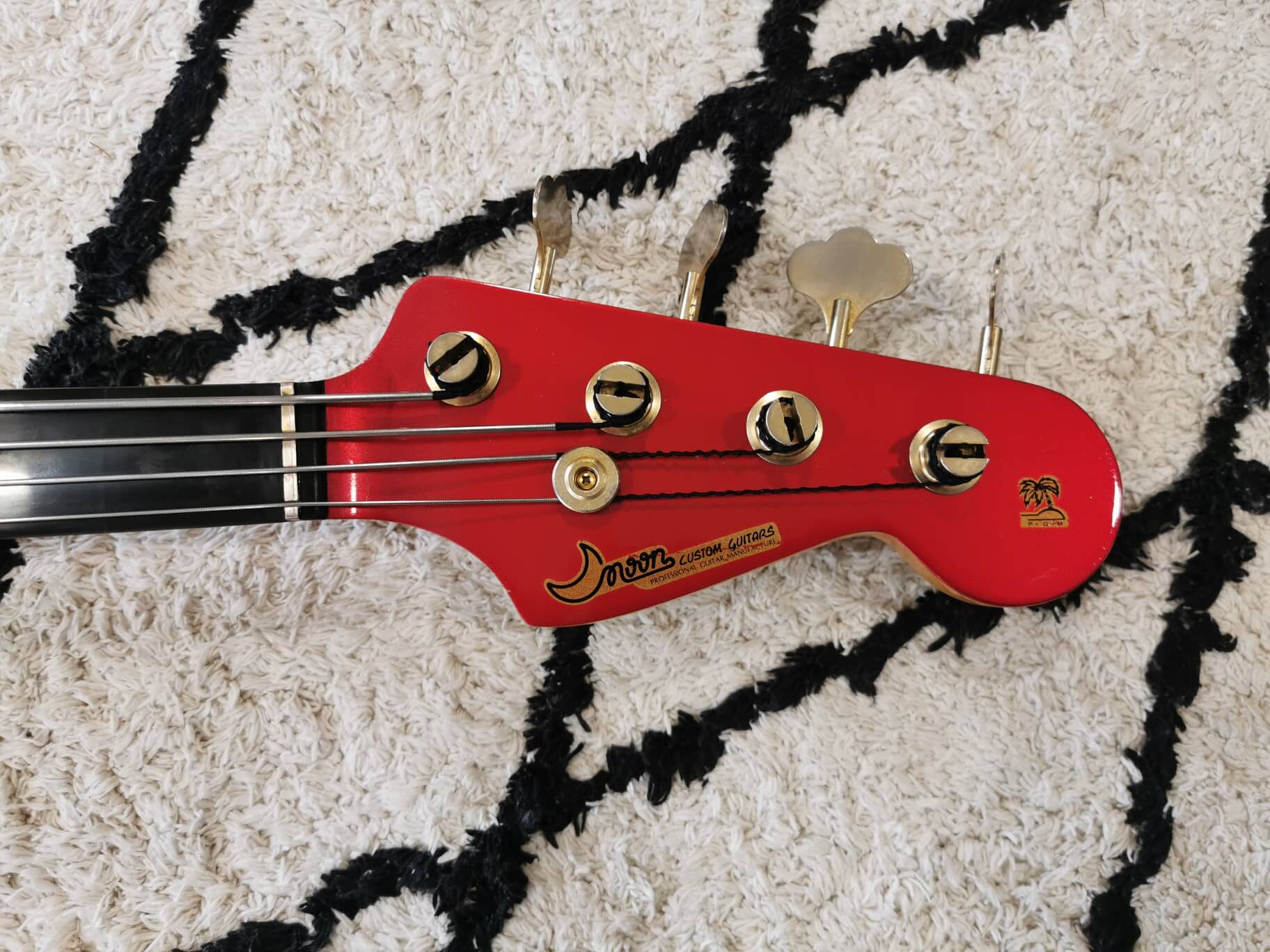 Vintage Moon JJ4 Fretless Jazz Bass | Tone Merchants NZ