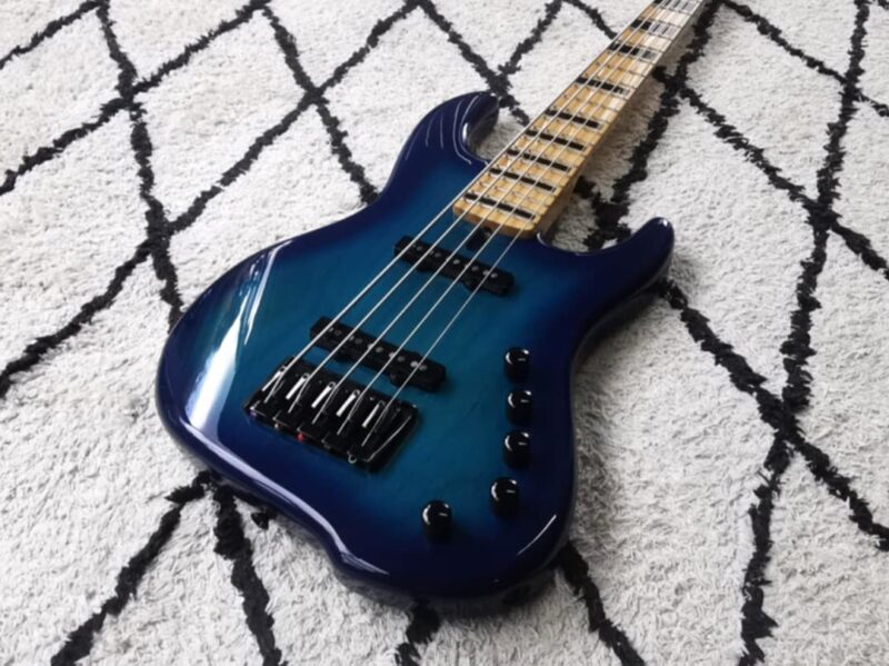 Mane Custom Bass Standard 5 String - Image 12